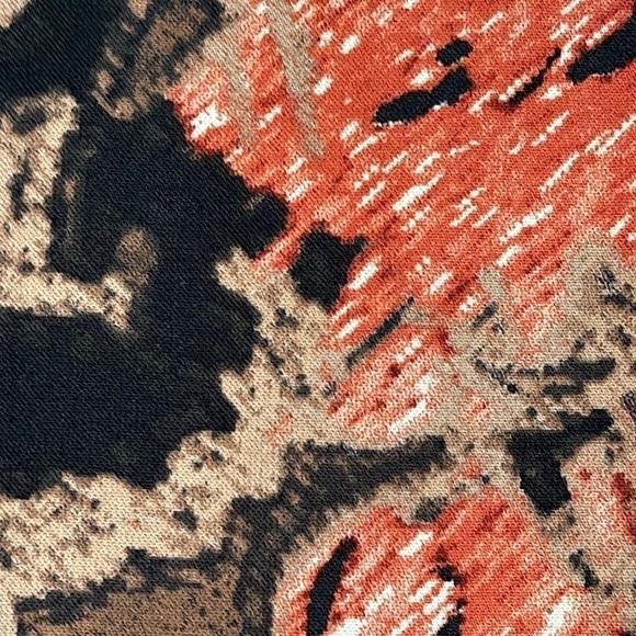 ASTR SLEEVELESS SILKY TANK ABSTRACT BLOUSE SIZE MEDIUM - Picture 4 of 10